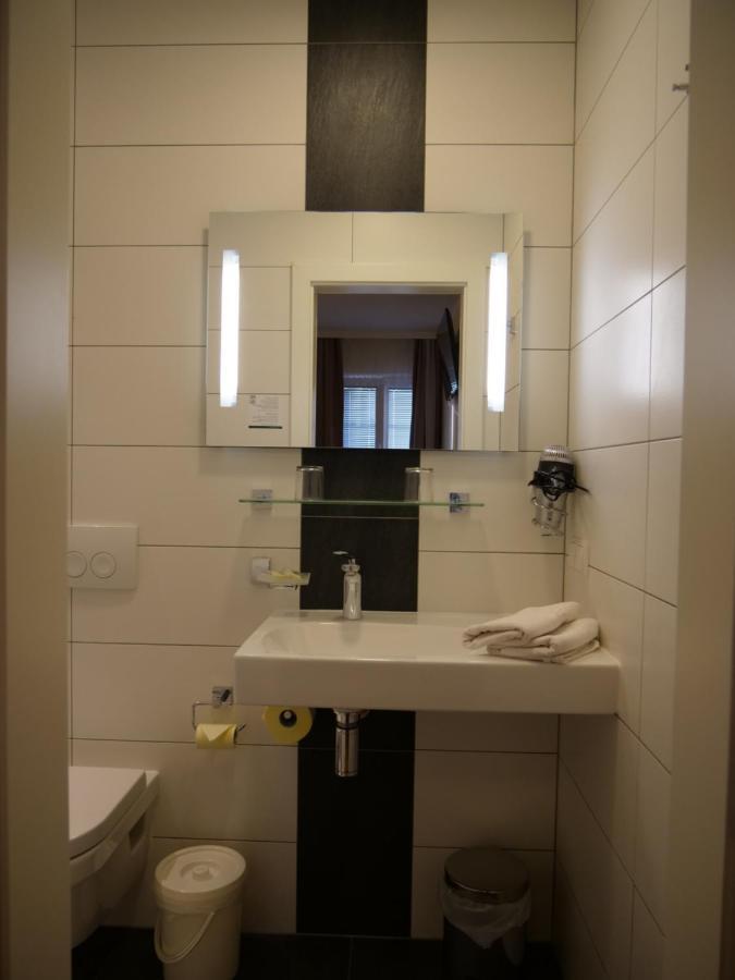 Lugerfarm Hotel Melk Kültér fotó